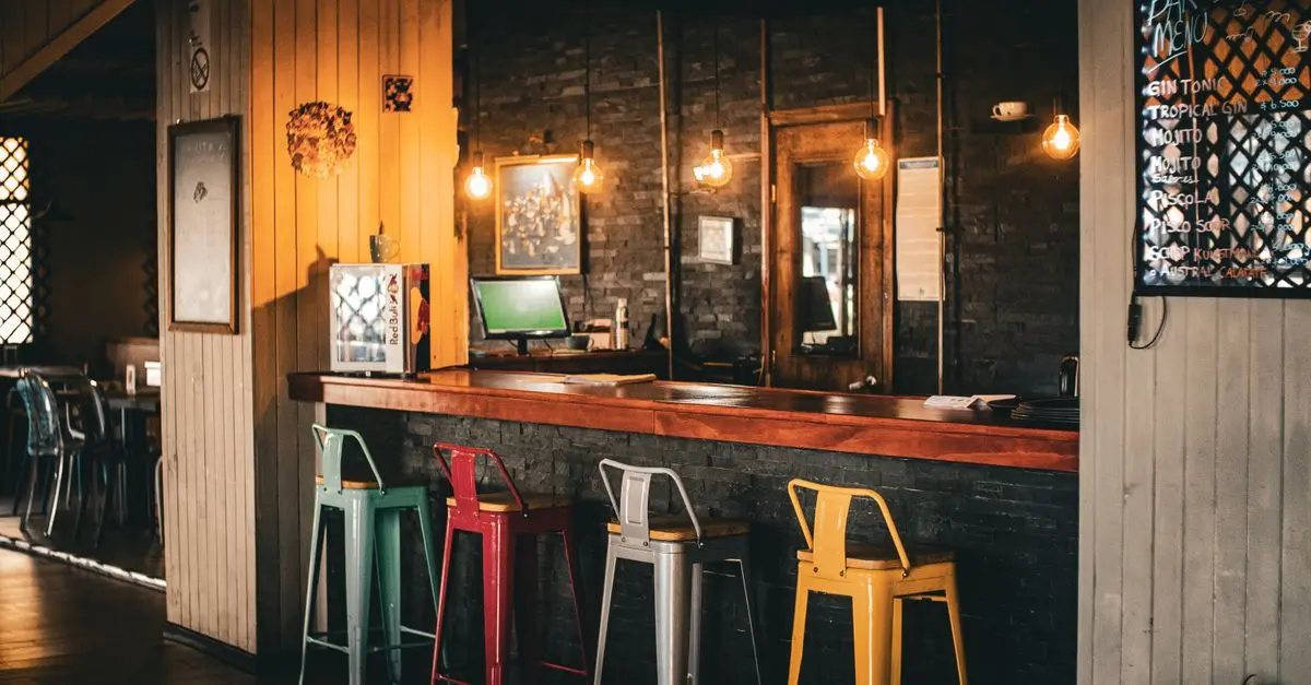 Top Tips for Choosing the Right Lighting for Your Office