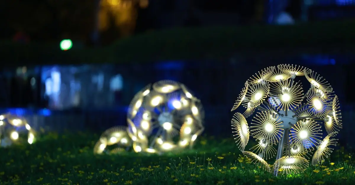 Top 10 Tips for Choosing the Right Outdoor Lighting