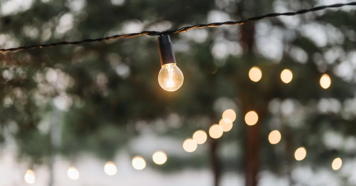 10 Essential Tips for Choosing the Right Outdoor Lighting