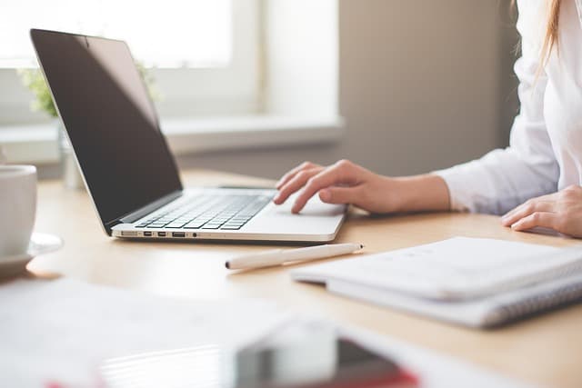 How to Choose the Perfect Lighting for Your Home Office